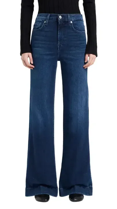 Wide-leg flare jeans